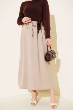 Belted Double Pleat Skirt Beige wholesale skirt - Hicabistan Turkey factory