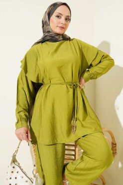 منظر بديل لـ Belted Ruffled Shoulder Two-Piece Set