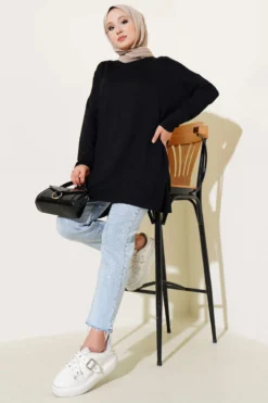 Alternative view of Heart Detail Basic Tunic Black