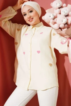 Heart Embroidered Linen Shirt Cream