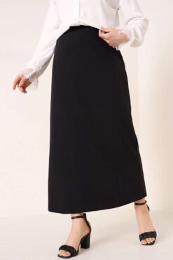 Closed Split Pencil Skirt Black