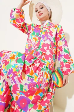 Mixed Pattern Half Buttoned Viscose Dress Fuchsia en gros dress view 2 - Hicabistan usine Turquie