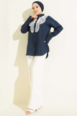 Alternatieve weergave van Butterfly Lace Detail Shirt Navy Blue