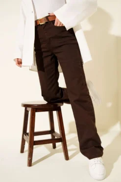 Belted Straight Leg Denim Pants Brown