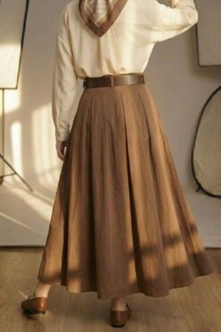 Vista alternativa de Belted Tencel Pleated Skirt Brown