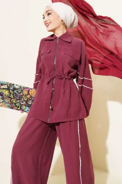 Alternative view of Belted Two-Piece Set Burgundy