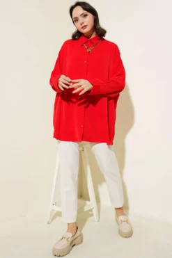 Alternative view of Batwing Sleeve Oversized Shirt with Necklace Red