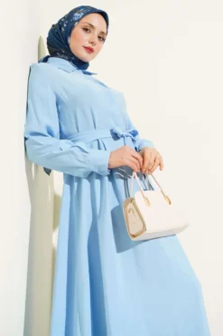 Belted Half Neck Buttoned Tencel Dress Blue en gros dress view 2 - Hicabistan usine Turquie