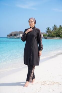 منظر بديل لـ Leopard Trimmed Zipped Modest Three-Piece Swimsuit Black