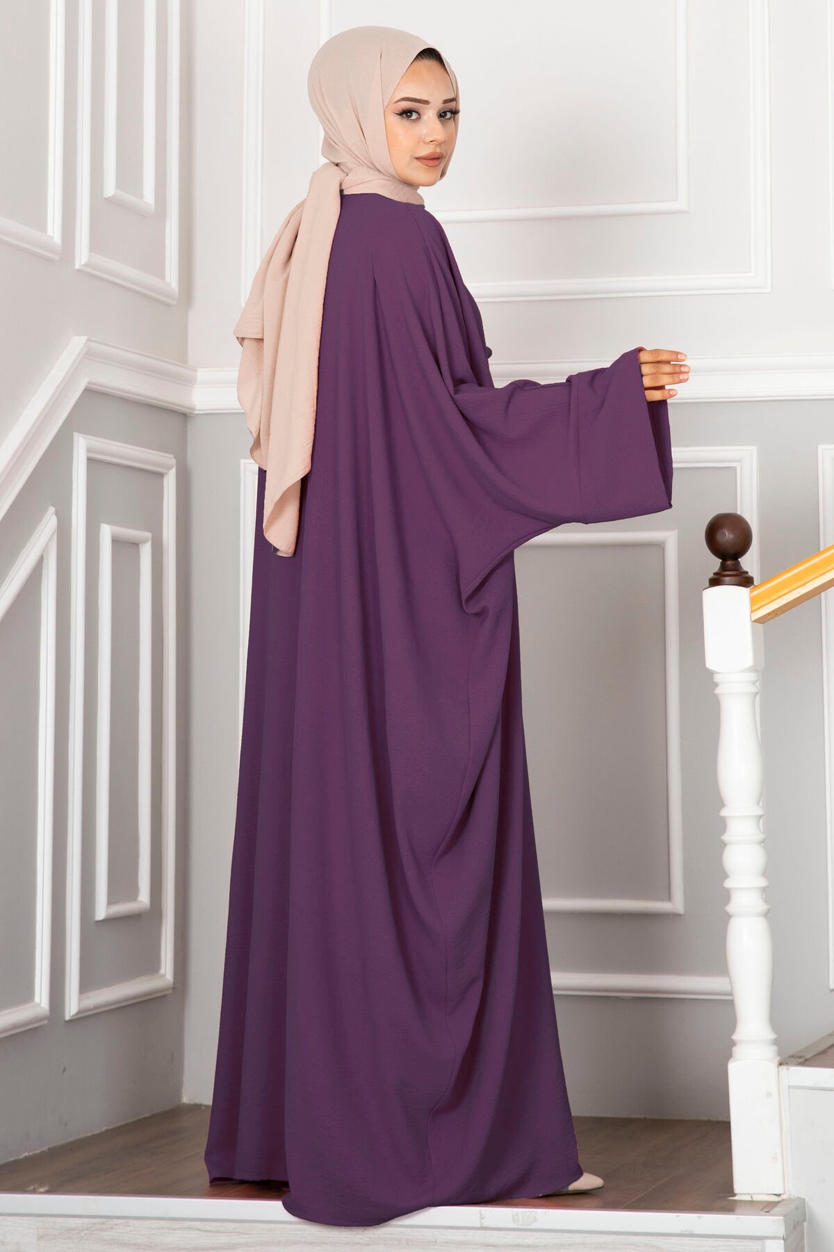 Leyli Modest Abaya Set Plum - immagine 6