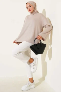 Alternative view of Low Shoulder Basic Tunic Beige
