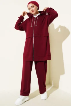 Loyşa Zip-Up Hooded Two-Piece Set Burgundy