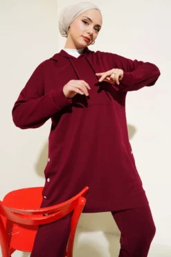 Alternative view of Loyşa Side Snap Two-Piece Set Burgundy