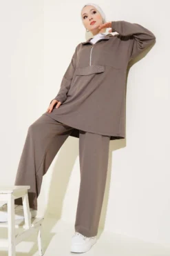 Alternative view of Loyşa Half-Zip Stone Detailed Two-Piece Set Mink