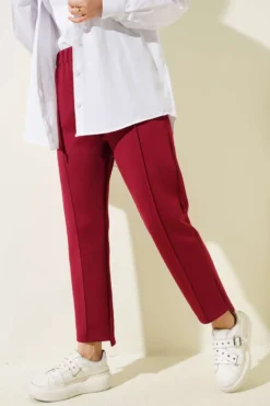 High-Waisted Slim Fit Scuba Pants Burgundy