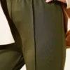 High-Waisted Slim Fit Scuba Pants Khaki Großhandel pants view 4 - Hicabistan Türkei Fabrik