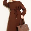 Laced Dress with Metal Button Embellishments Brown en gros dress view 2 - Hicabistan usine Turquie