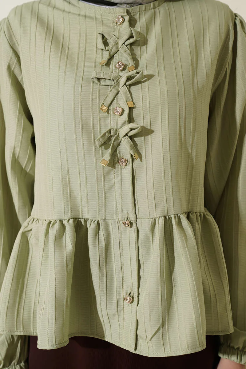 Short Ruffled Blouse with Bow Detail - Image 4