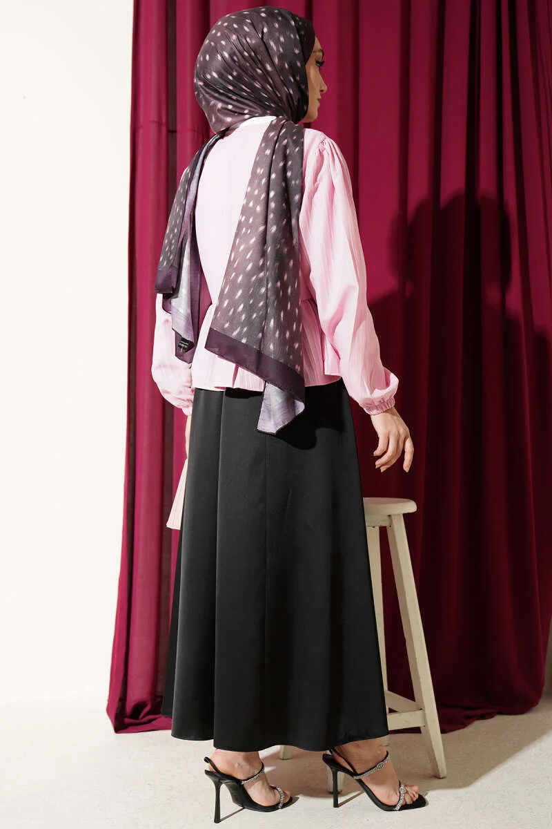 Short Ruffled Blouse with Bow Detail Pink - Image 3