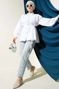 Alternative view of Shoulder Ruffled Heart Button Shirt White