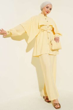 Shoulder Cape with Gold Button Two-Piece Set Yellow groothandel clothing set - Hicabistan Turkije fabriek