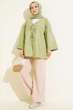 Vue alternative de Tie-Front Oversized Parachute Kimono