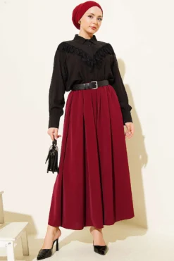 Alternative view of Oversized Cuffed Waistband Pants Burgundy