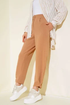Buttoned Cuff Loose Pants Camel