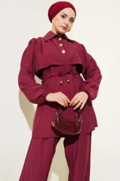 Alternative view of Detailed Piece Belt Tunic Two-Piece Set Burgundy