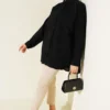 Honeycomb Striped Oversized Shirt Black Großhandel shirt view 2 - Hicabistan Türkei Fabrik
