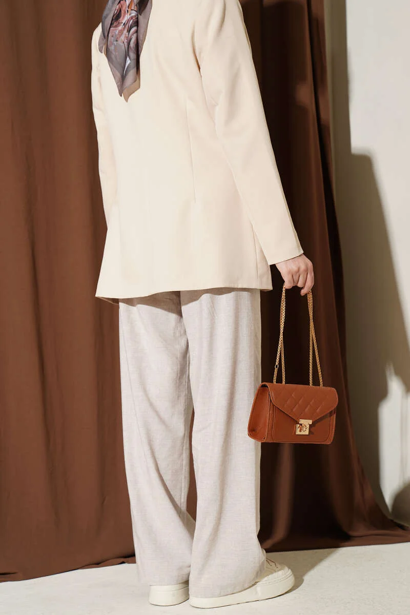Pocketed Wide-Leg Trousers with Pile Detail Beige - Image 3