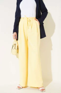 Pants with Pile Detail and Belted Tie Yellow