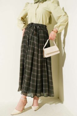 Pleated Belted Checkered Chiffon Skirt Khaki groothandel skirt - Hicabistan Turkije fabriek