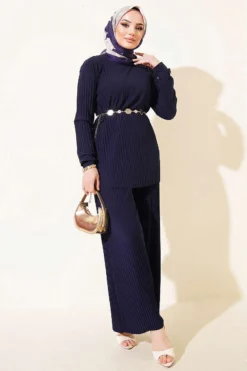 Pleated Sandy Two-Piece Set Navy Blue
