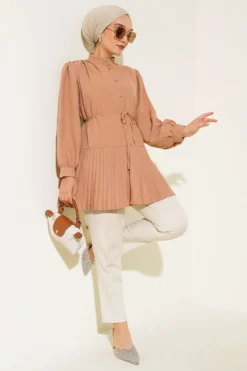 Alternative Ansicht von Pleated Tunic