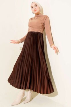 Satin Look Pleated Skirt Brown en gros skirt view 2 - Hicabistan usine Turquie