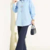 Shirt with Hidden Buttons and Beaded Brooch Blue بالجملة shirt view 2 - Hicabistan مصنع تركيا