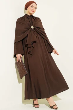Cloaked Skirt Three-Piece Set Brown
