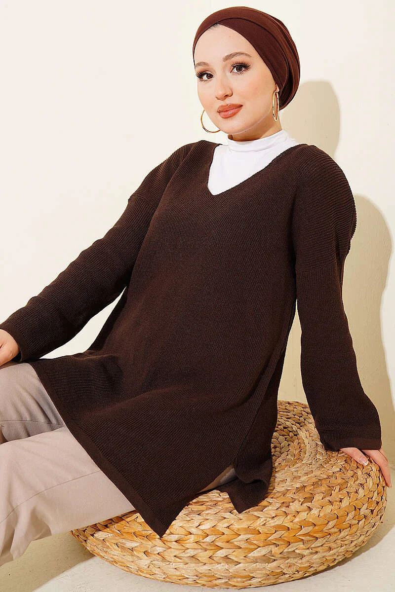 V-Neck Plain Knit Tunic Brown