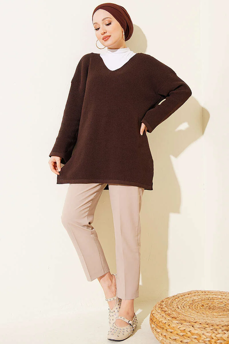 V-Neck Plain Knit Tunic Brown - Image 2