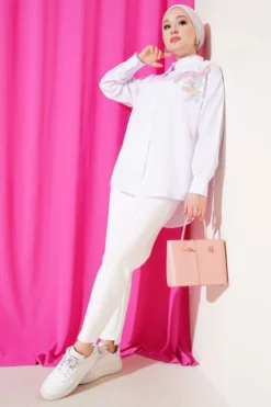 Alternative view of Tulle Flower Collar Shirt Pink