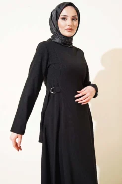 Belted Pleated Dress Black Großhandel dress view 2 - Hicabistan Türkei Fabrik