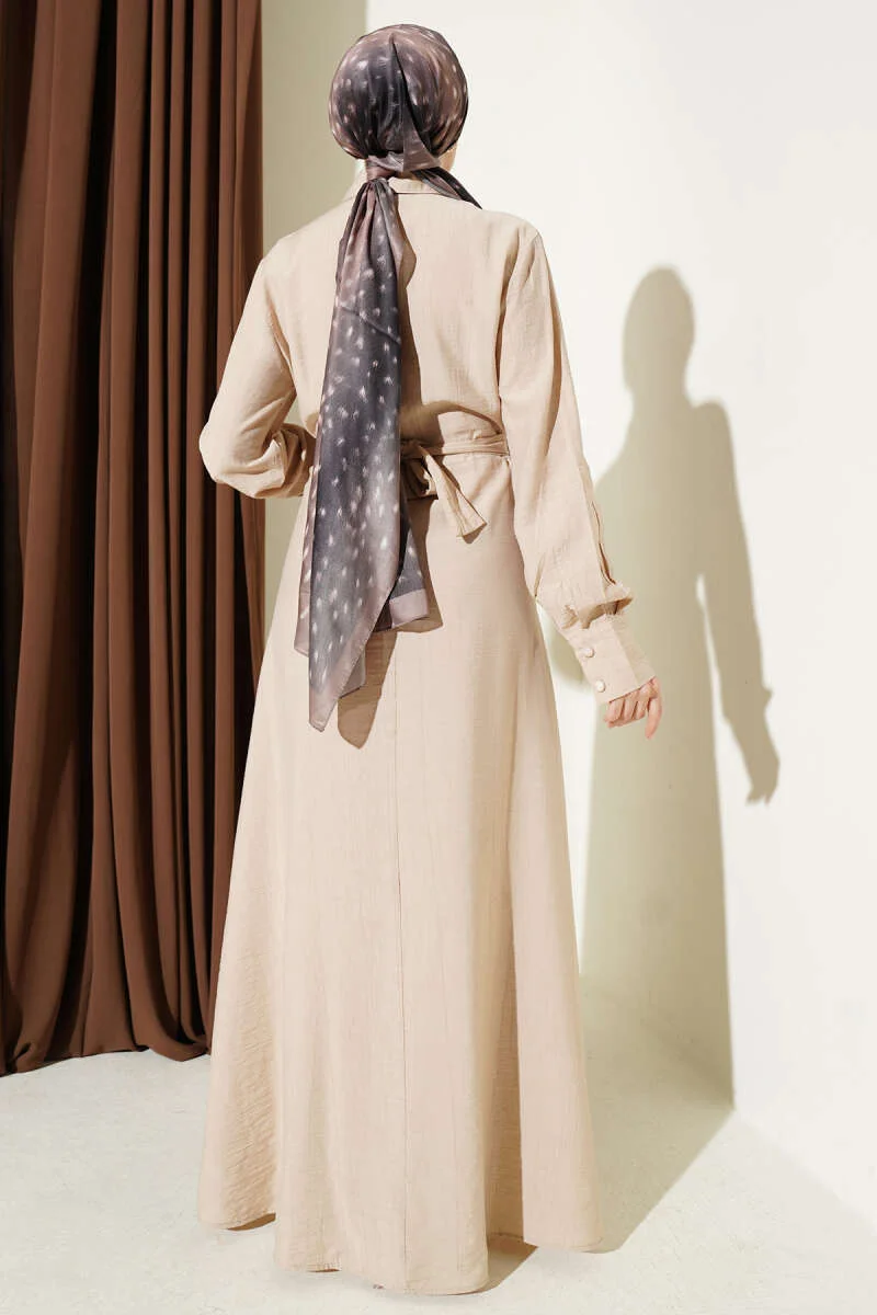 Half Button Ruffled Dress Beige en gros dress view 3 - Hicabistan usine Turquie