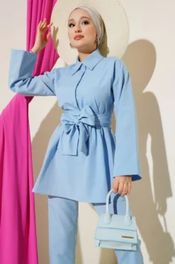 Alternative view of Half Hidden Buttoned Belted Two-Piece Set Blue