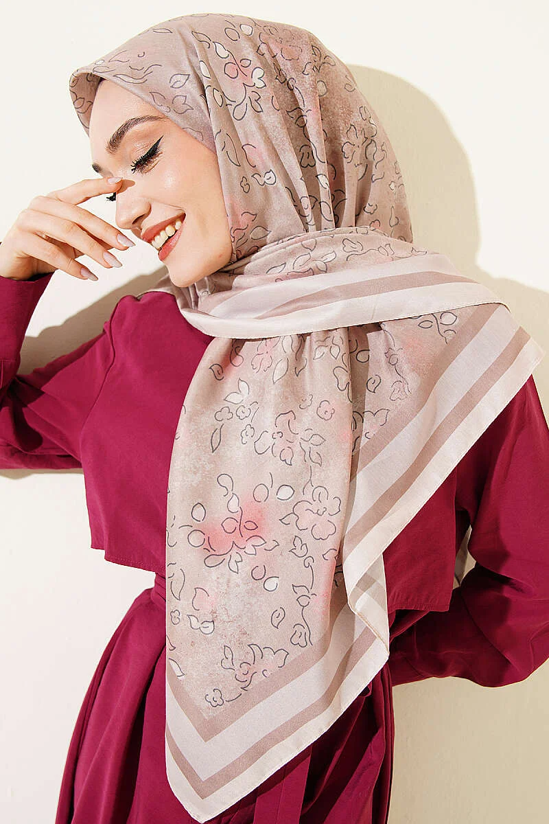 120 cm Flower Detailed Soft Scarf