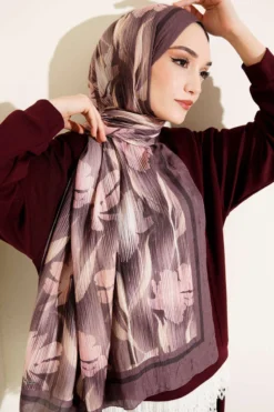 Alternative view of Watercolor Pattern Bamboo Crinkle Scarf