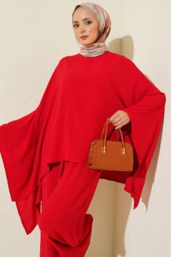 Alternative view of Asymmetrical Cut Loose Two-Piece Set Red