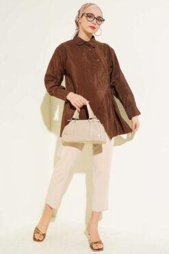 Alternative Ansicht von Asymmetrical Tied Shirt Brown