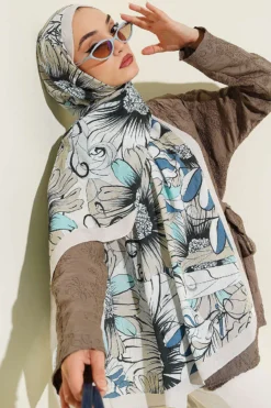 Alternative view of Sunflower Pattern Bamboo Crinkle Shawl