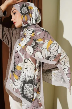 Alternative view of Sunflower Pattern Bamboo Crinkle Shawl Beige